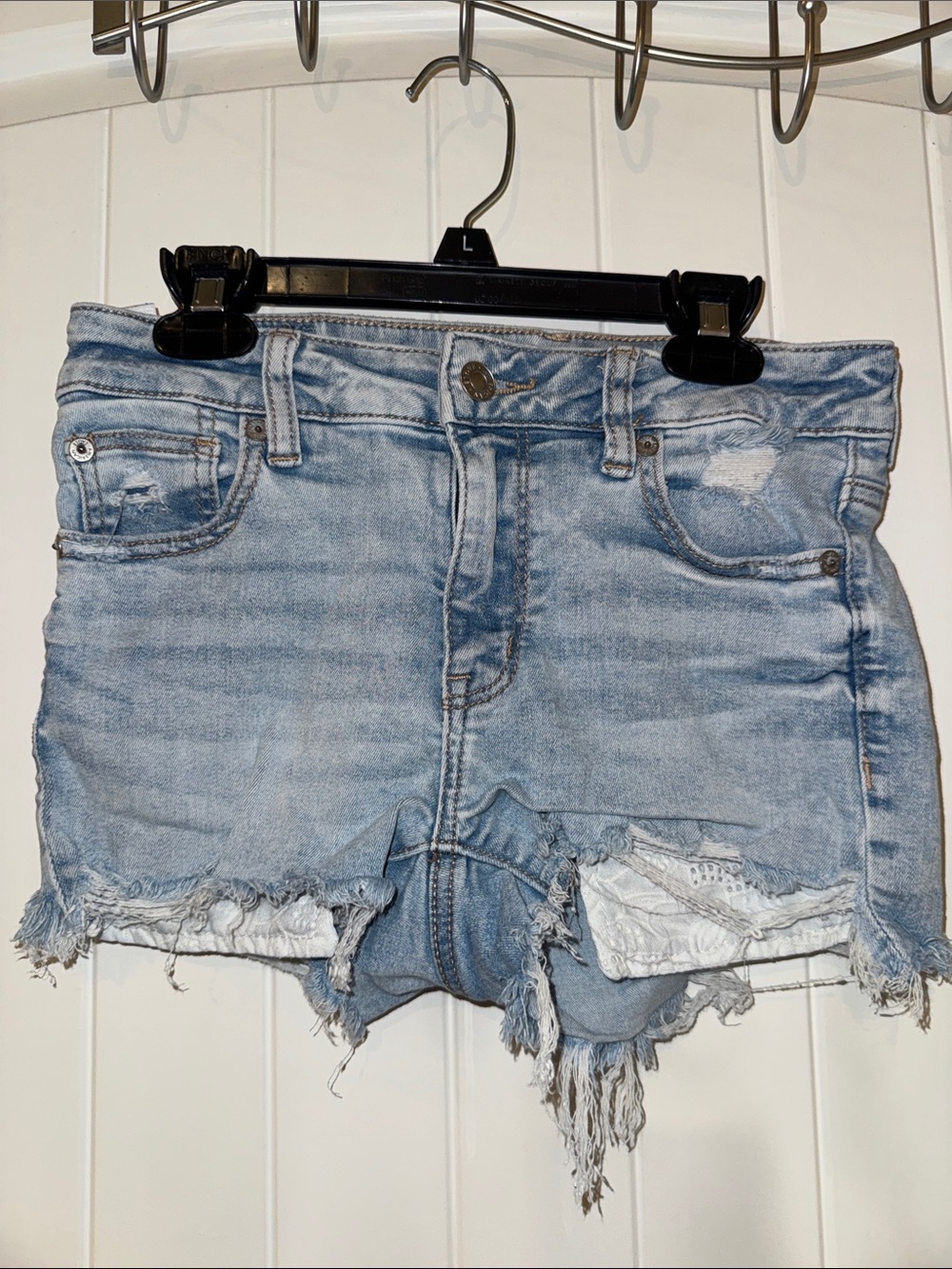 American Eagle Size 0 Distressed Light Blue Denim Shorts